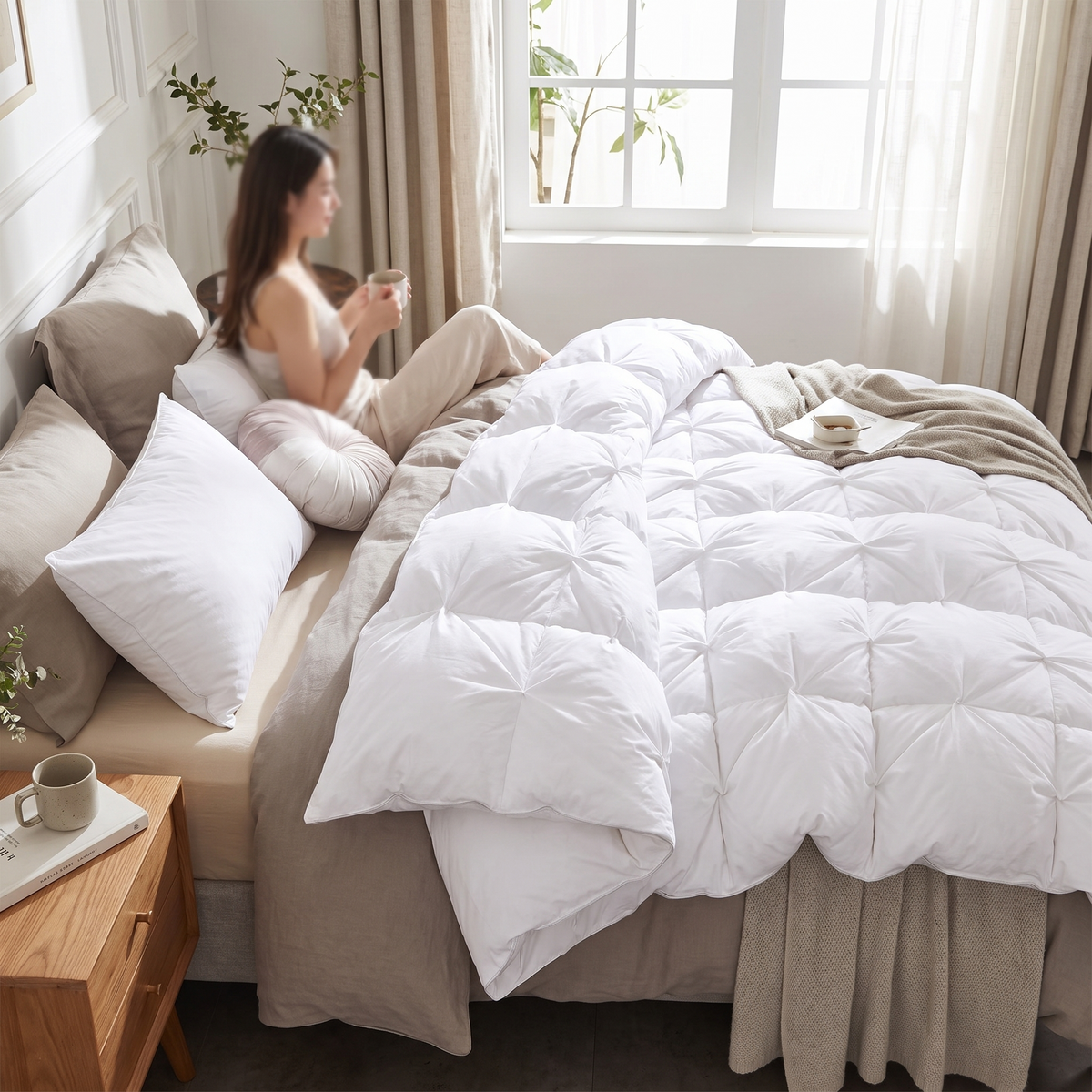 Goose Down Comforter with Pinch Pleat