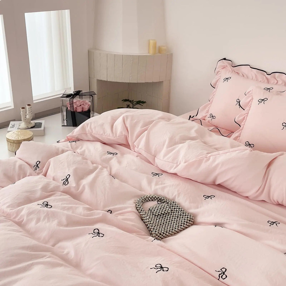 Ruffle Bow Duvet Cover Set (4 Pcs)