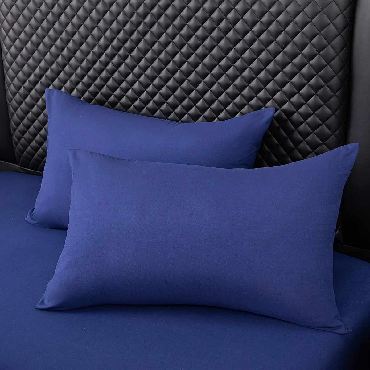 Reversible Lightweight Comforter