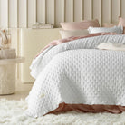 Ruffle Scalloped Bedspread Coverlet